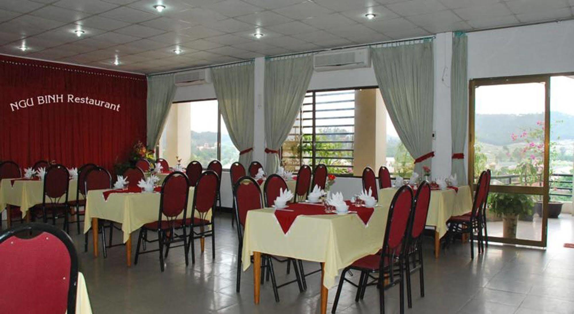 Ngu Binh Hue Hotel Exterior foto